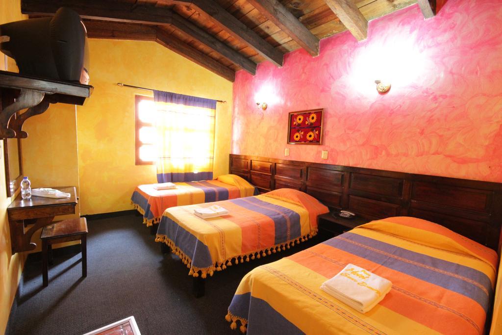 Hotel Plaza Santo Domingo San Cristóbal de Las Casas Szoba fotó