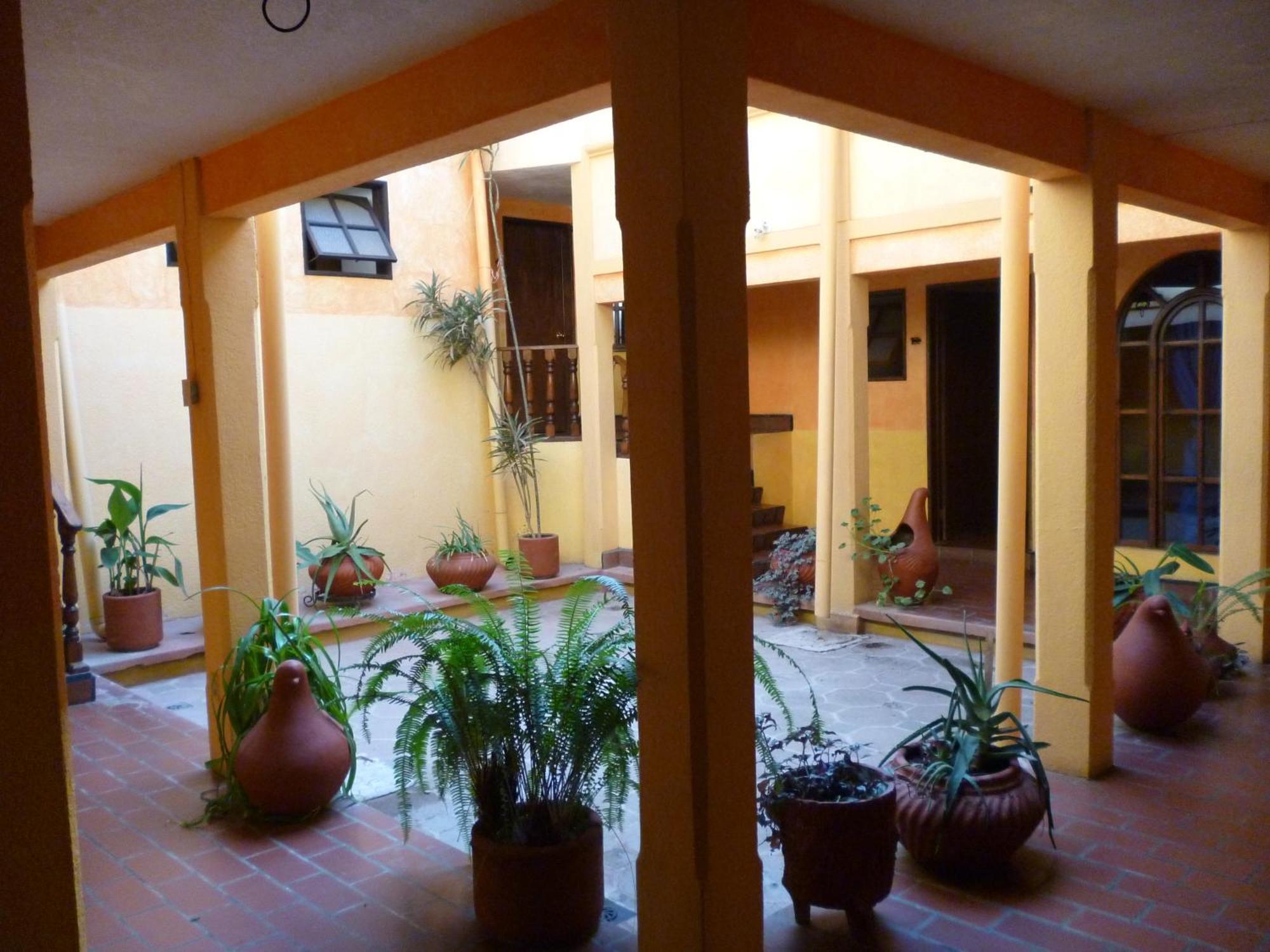 Hotel Plaza Santo Domingo San Cristóbal de Las Casas Kültér fotó