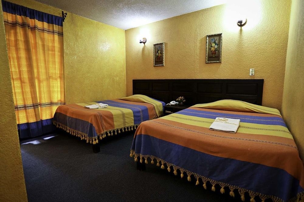 Hotel Plaza Santo Domingo San Cristóbal de Las Casas Kültér fotó