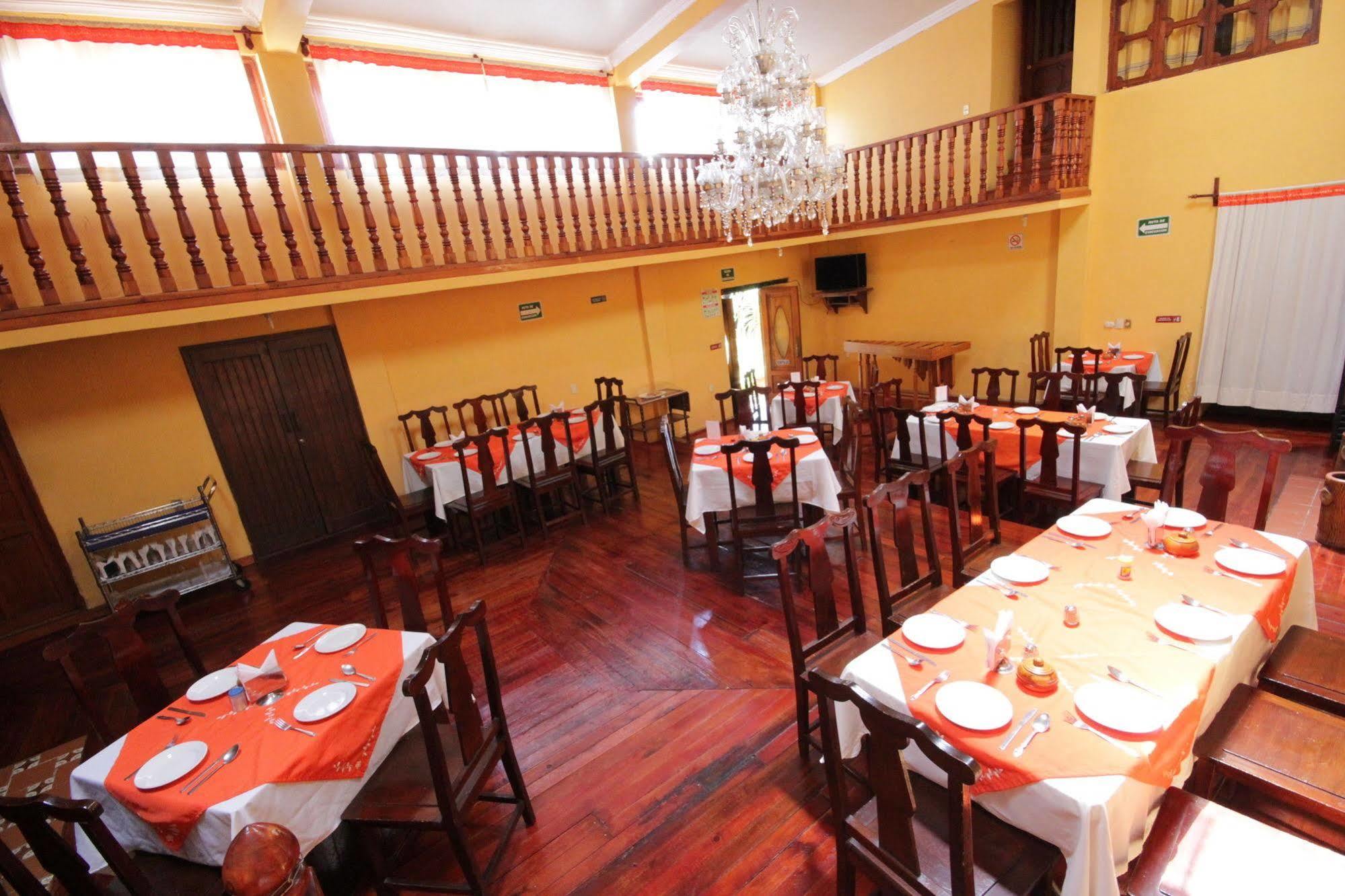 Hotel Plaza Santo Domingo San Cristóbal de Las Casas Kültér fotó