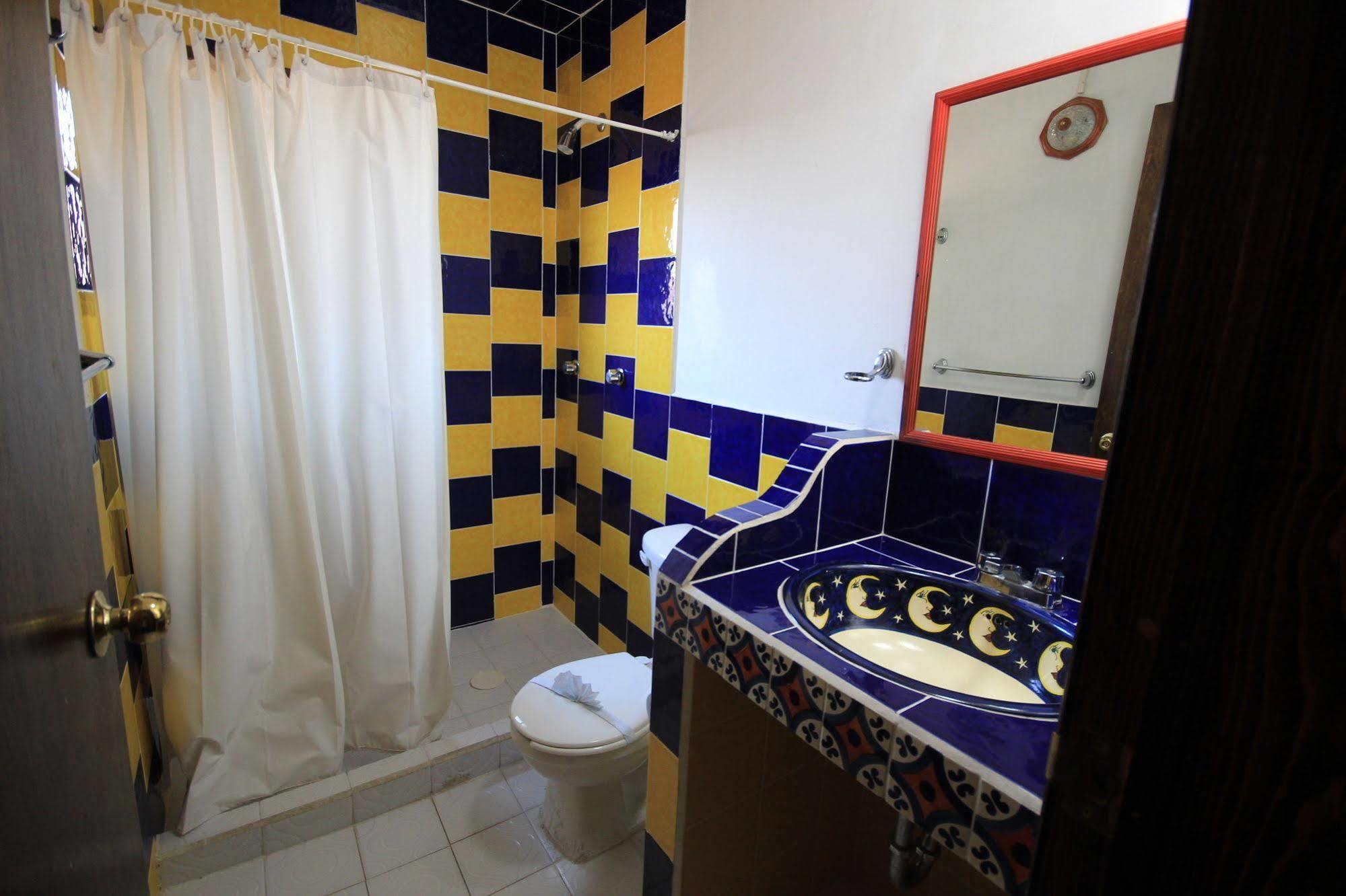Hotel Plaza Santo Domingo San Cristóbal de Las Casas Kültér fotó